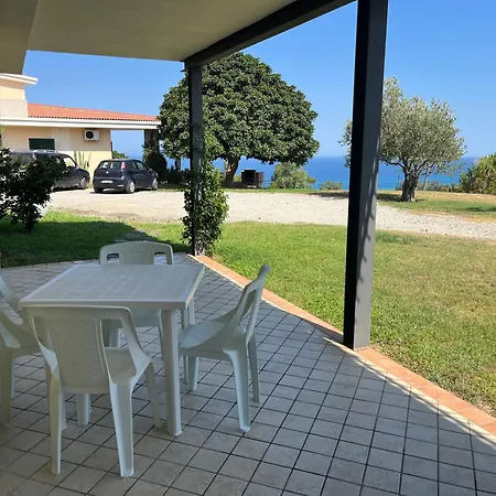 Luna Apartaments Badolato Marina Exterior photo